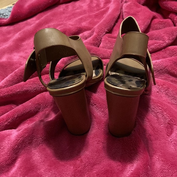 Sam Edelman Yelena chunk heel metallic detail sandals size 9.5 - Picture 6 of 16